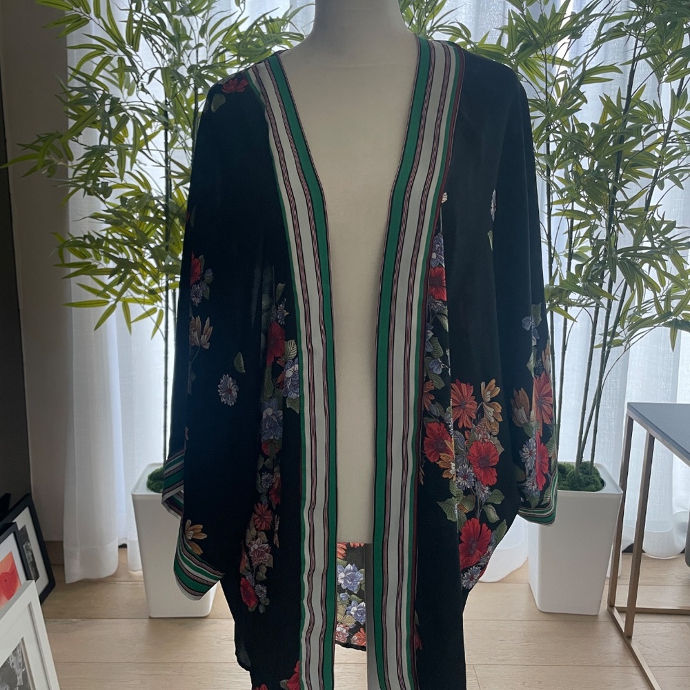 Short Floral Kimono Cover-Up